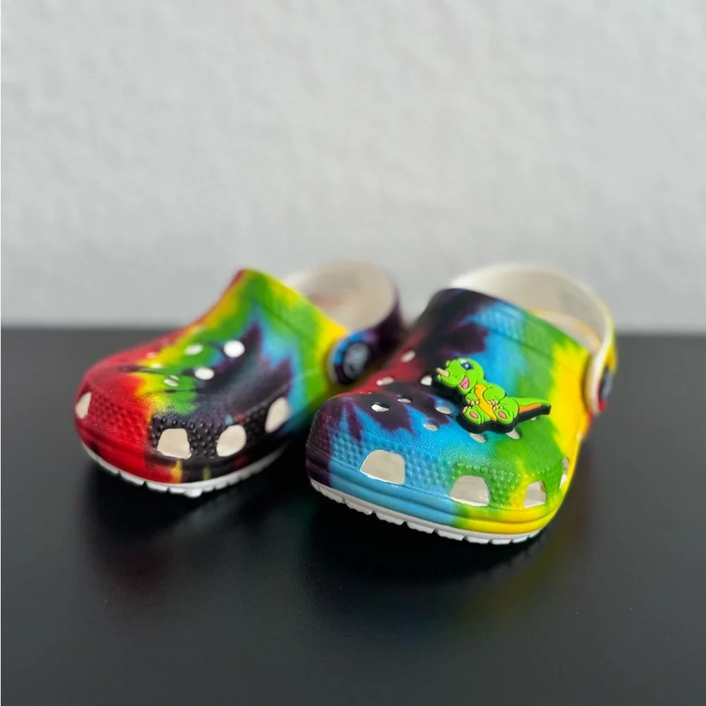 CROCS Kids Rainbow Tie-Dye Clogs with Green Charm